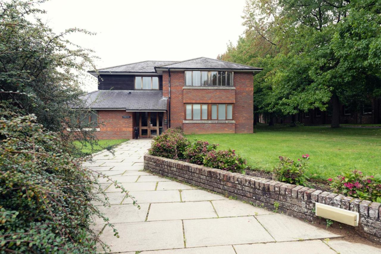 Ashridge House Berkhamsted Exterior foto